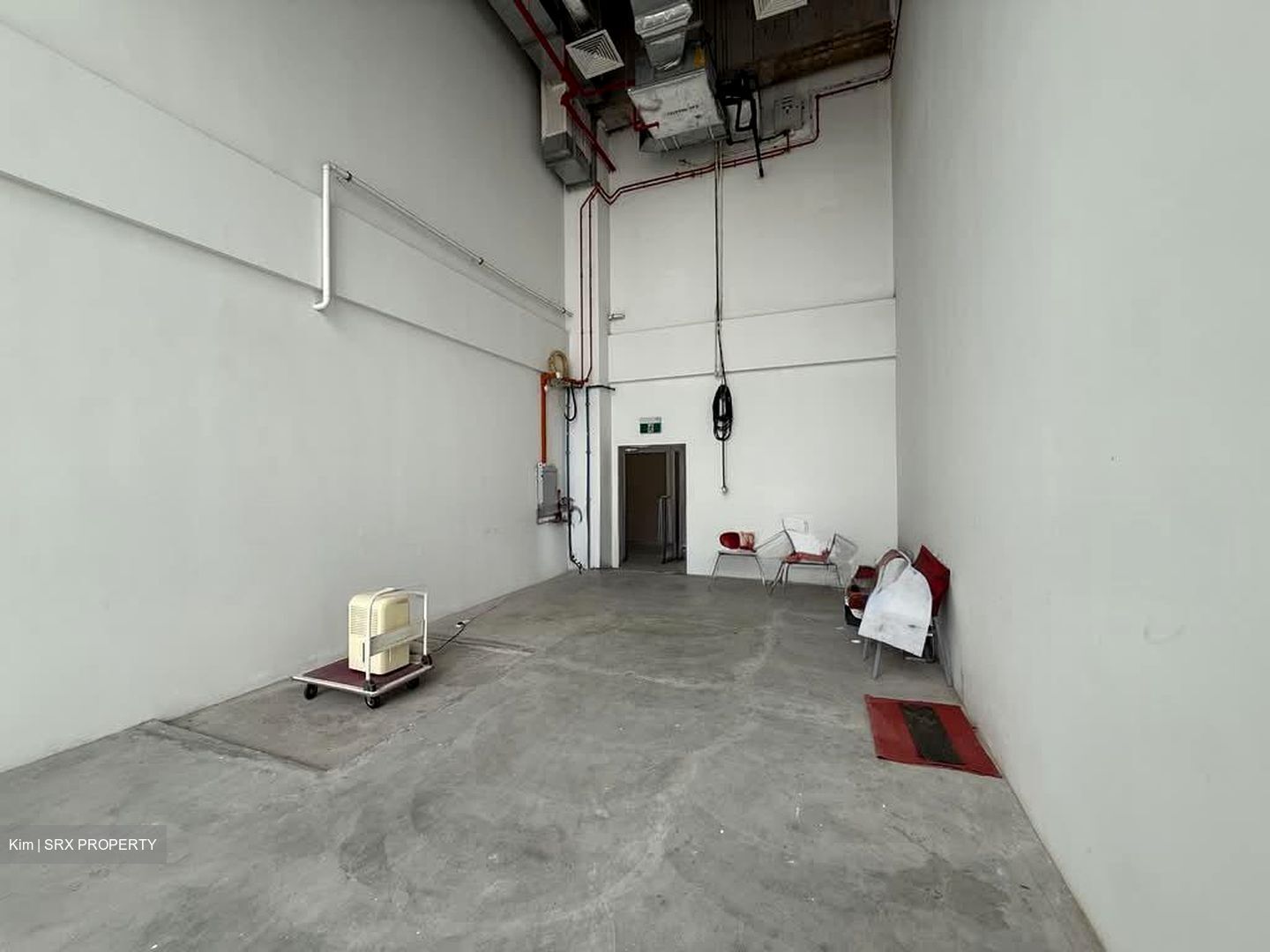 Connexion (D8), Office #558441121